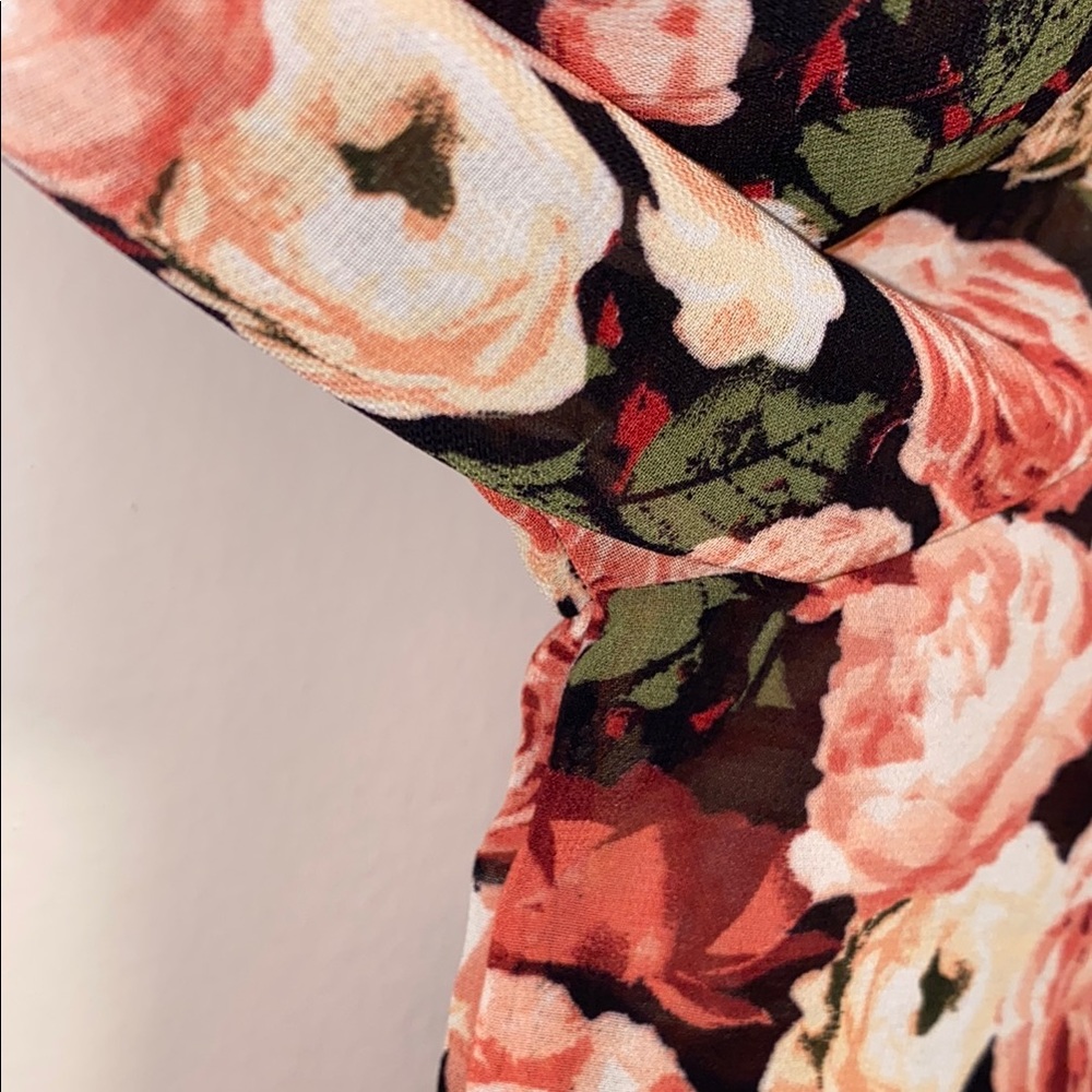 Forever 21 Small Pink and Black Floral Print Blouse - Picture 7 of 13